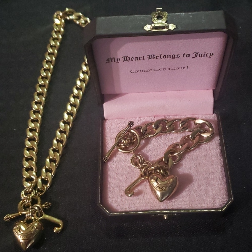 Juicy Couture Matching Necklace & Bracelet Set